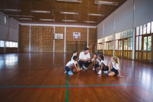 Hala sportowa jako centrum sportu i rekreacji: Zwiększanie aktywności wśród uczniów